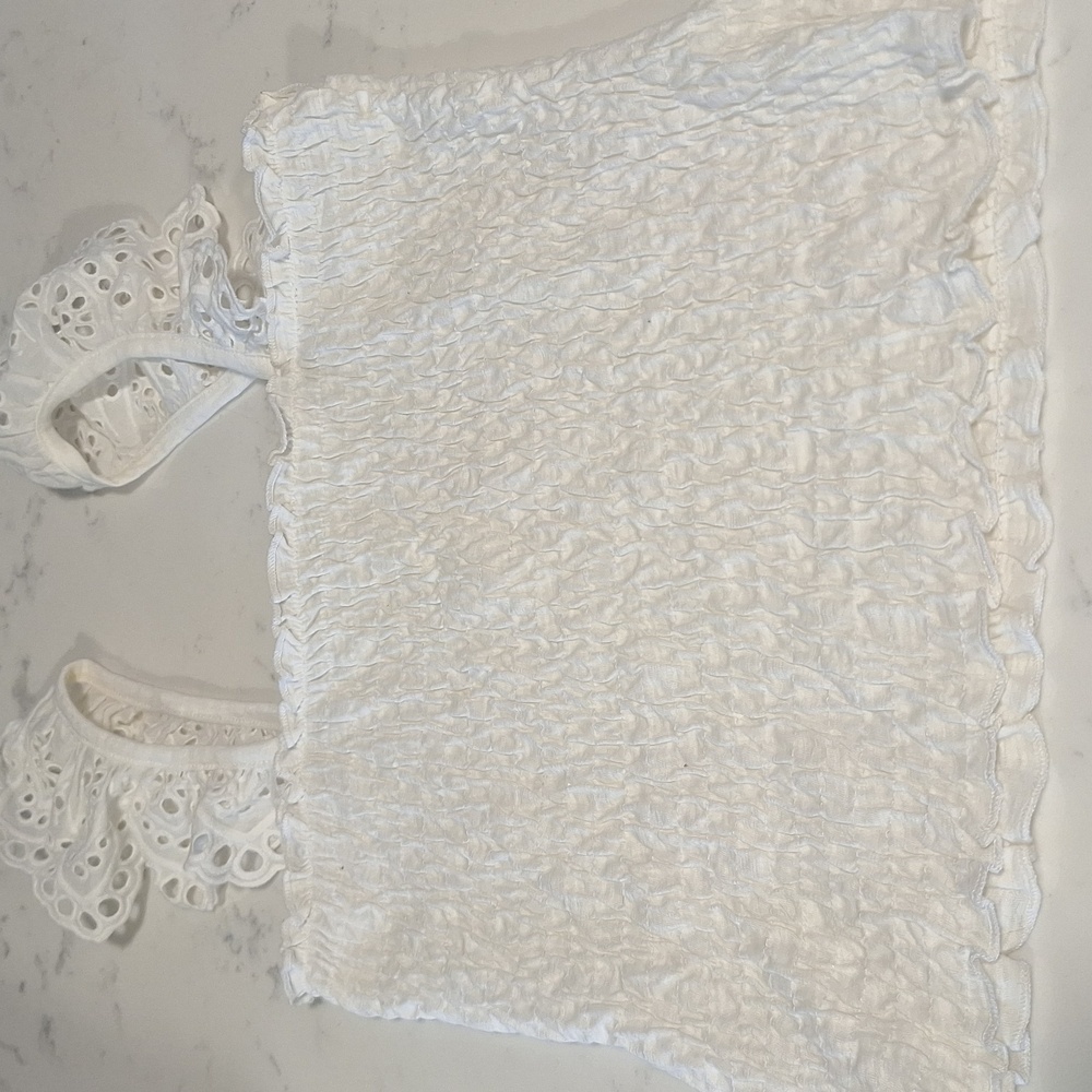 White Eyelet Ruffle Strap Top Size Small - Picture 3 of 3